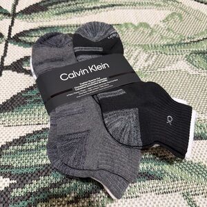 Calvin Klein Men's Black and Gray Socks 6 Pairs Mens NEW